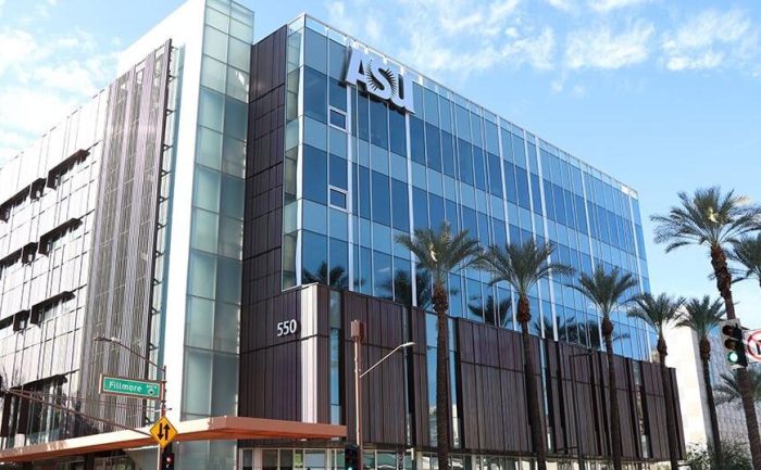 Les ajouts de programmes médicaux à l'ASU, à l'UA et à la NAU visent à réduire la pénurie de travailleurs de la santé en Arizona |  Santé