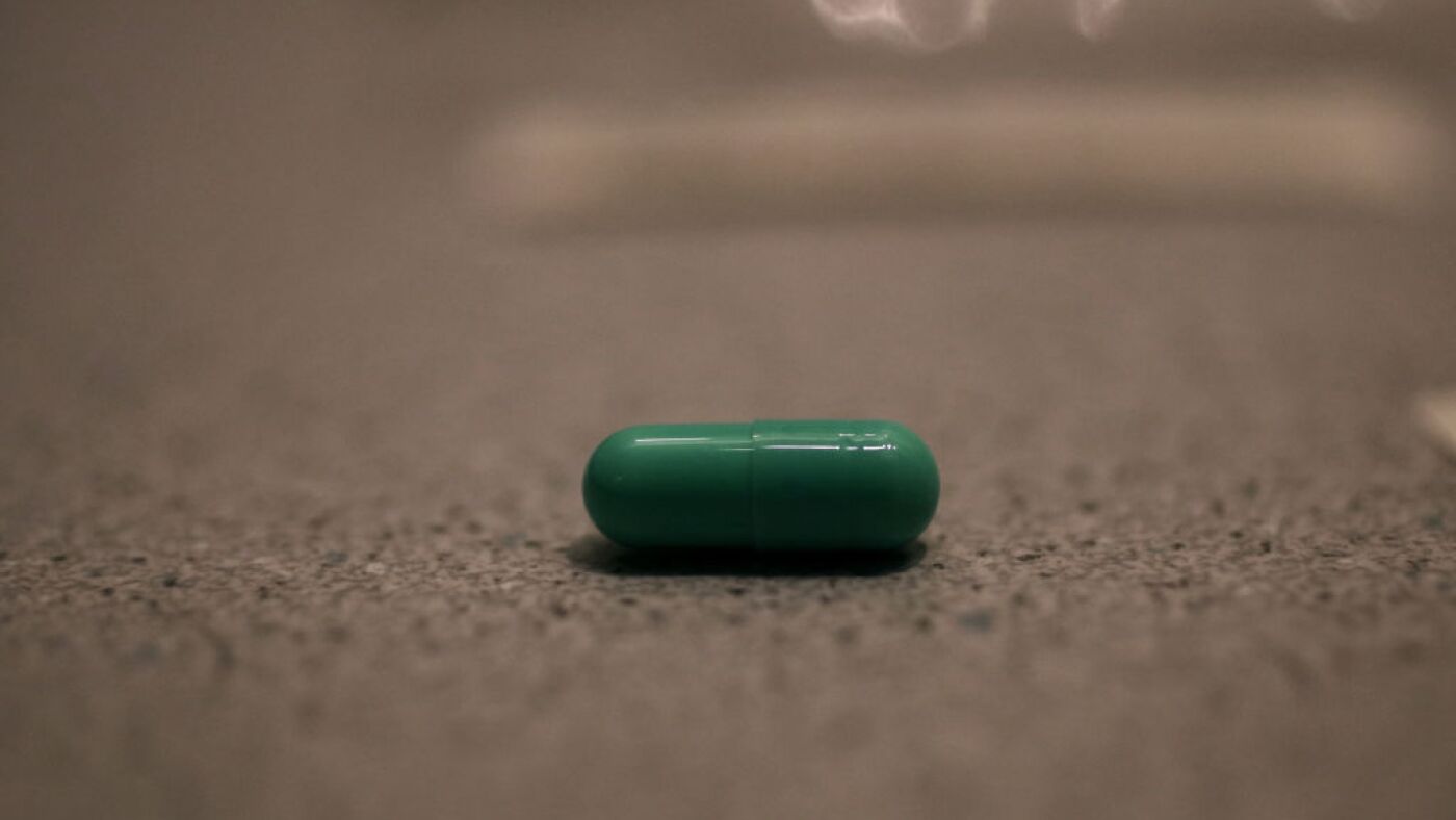 Les conseillers de la FDA rejettent la MDMA comme traitement du SSPT : Shots