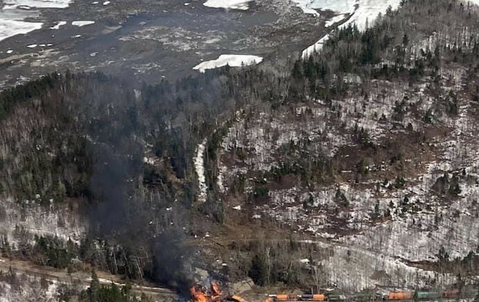 Authorities report no threat to public health or safety after train derailment near Rockwood