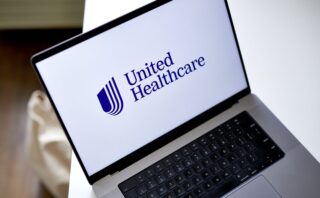 Le piratage qui a paralysé le système de santé américain suscite un examen minutieux de l'assureur